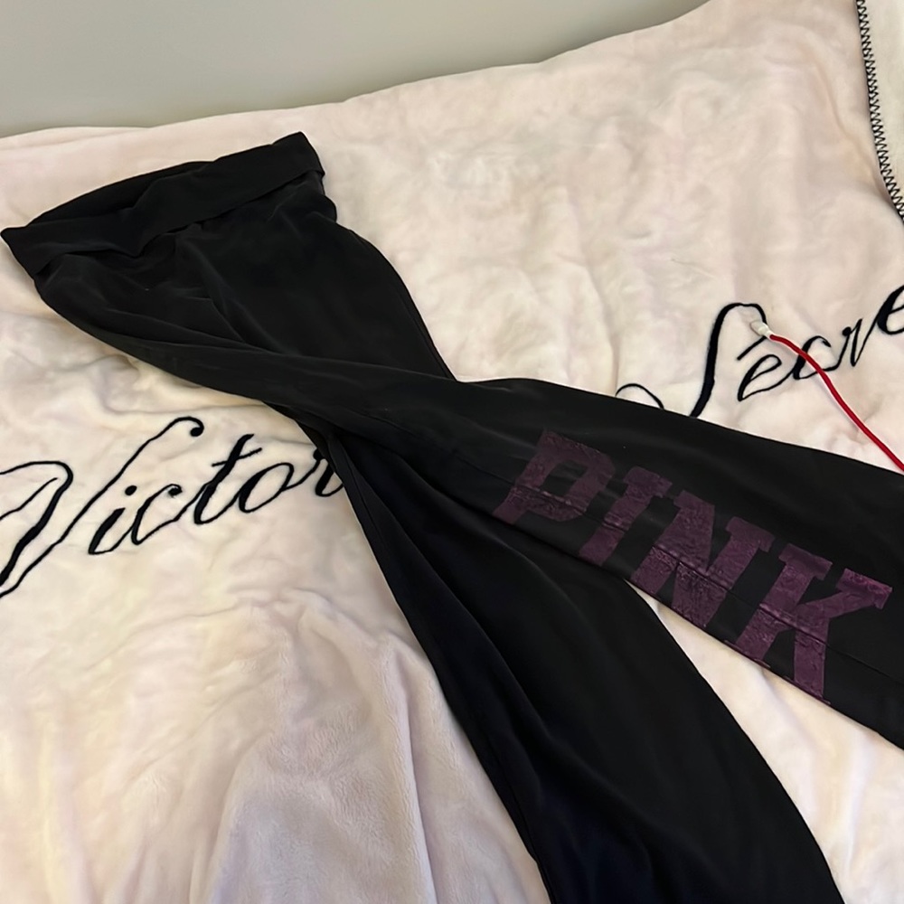 Pink flare leggings
